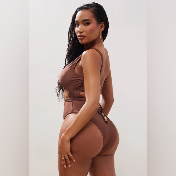 Fashion Nova Pebble Beach Beaded 1 Piece Swimsuit - Chocolate Size Small - Picture 4 of 4